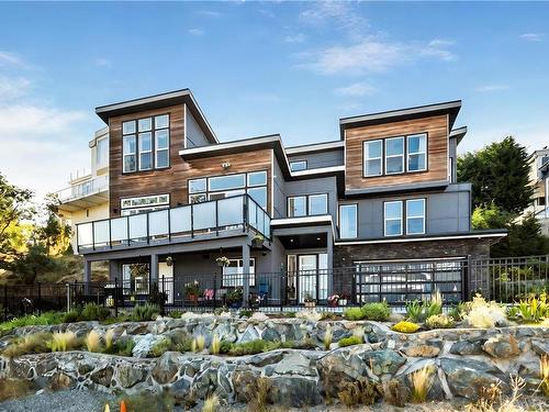 687 Leeview Lane, Colwood, BC - Outdoor With Facade