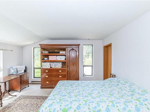 777 Beaver Point Rd, Salt Spring, BC - Indoor Photo Showing Bedroom