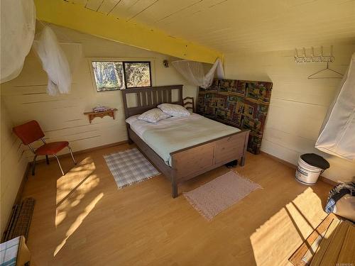 Lt 6 Lake Rd, Lasqueti Island, BC - Indoor Photo Showing Bedroom