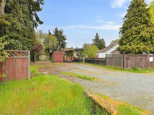 704 Kelly Rd, Colwood, BC 