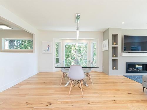 8518 Tribune Terr, North Saanich, BC - Indoor With Fireplace