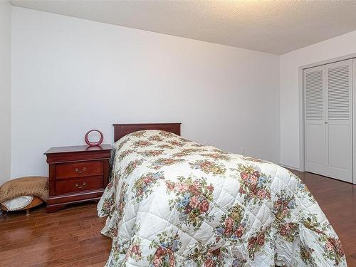 4042 Cavallin Crt, Saanich, BC - Indoor Photo Showing Bedroom