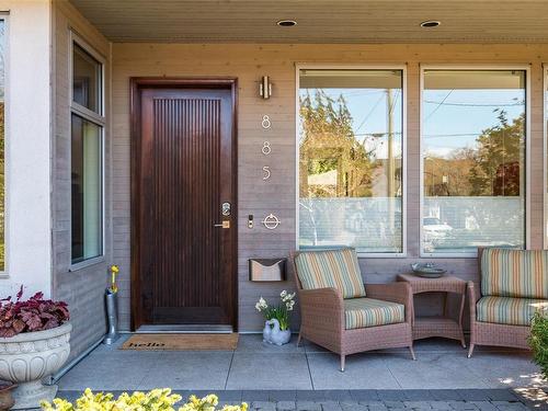 885 Linkleas Ave, Oak Bay, BC - Outdoor With Deck Patio Veranda