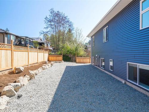 2462 Rosstown Rd, Nanaimo, BC - Outdoor With Exterior