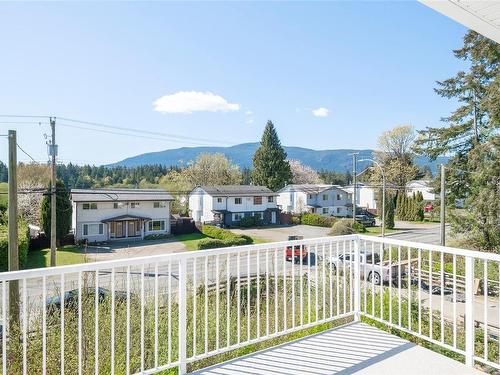 2462 Rosstown Rd, Nanaimo, BC - Outdoor