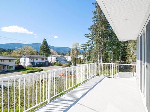 2462 Rosstown Rd, Nanaimo, BC - Outdoor