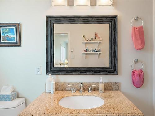 26-416 Dallas Rd, Victoria, BC - Indoor Photo Showing Bathroom