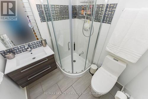 2 - 2891 Rio Court, Mississauga, ON - Indoor Photo Showing Bathroom