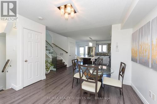 #2 -2891 Rio Crt, Mississauga, ON - Indoor Photo Showing Dining Room