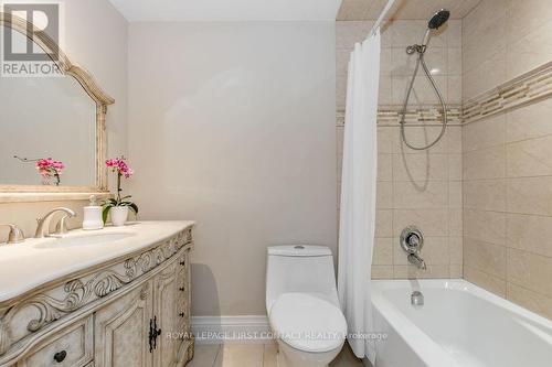 3-1058 Whites Road, Muskoka Lakes, ON - Indoor Photo Showing Bathroom