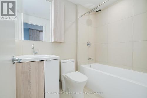 #618 -15 Mercer St, Toronto, ON - Indoor Photo Showing Bathroom