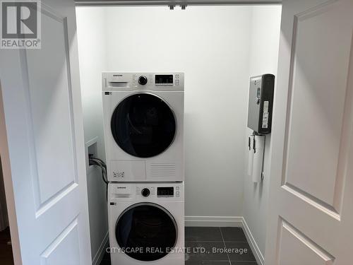 723 - 525 New Dundee Road, Kitchener, ON - Indoor Photo Showing Laundry Room