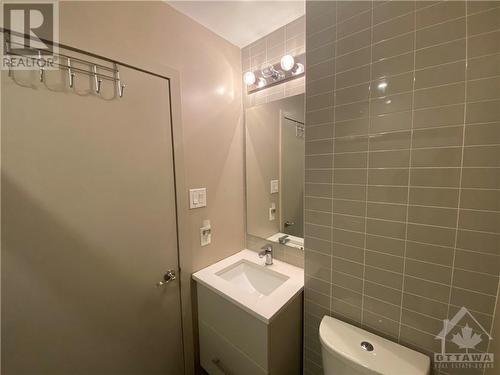 108 Richmond Road Unit#303, Ottawa, ON - Indoor Photo Showing Bathroom