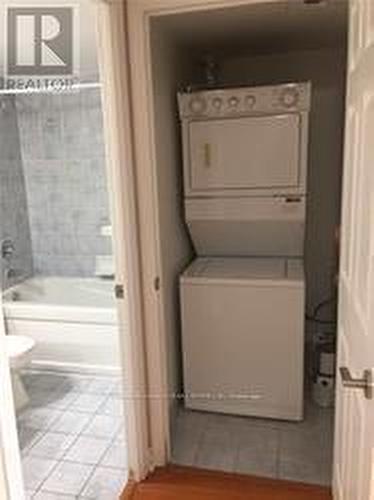 #201 -83 Borough Dr, Toronto, ON - Indoor Photo Showing Laundry Room