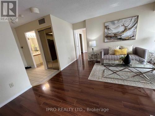 1711 - 265 Enfield Place Place, Mississauga, ON - Indoor