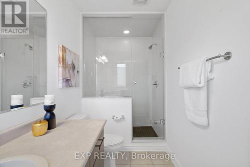 10 Affleck Road, Brampton, ON - Indoor Photo Showing Bathroom