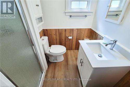 11141 Churchill Avenue, Port Colborne, ON - Indoor Photo Showing Bathroom