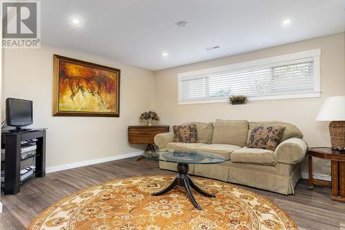 2365 Danallanko Drive, Armstrong, BC - Indoor Photo Showing Living Room