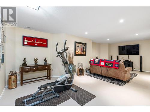 5013 5Th Avenue, Vernon, BC - Indoor Photo Showing Gym Room