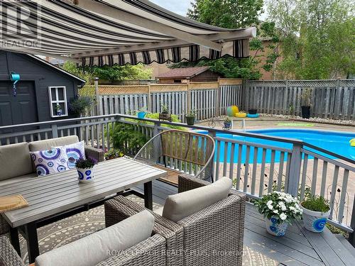 434 March Cres, Oakville, ON - Outdoor With In Ground Pool With Deck Patio Veranda With Exterior