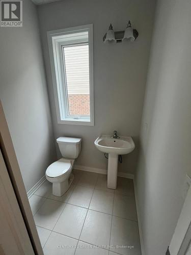 38 Robert Wyllie Street, North Dumfries, ON - Indoor Photo Showing Bathroom