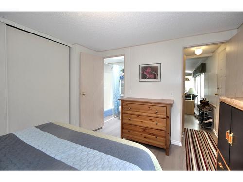 6708 Columbia Lake Road, Fairmont Hot Springs, BC - Indoor Photo Showing Bedroom