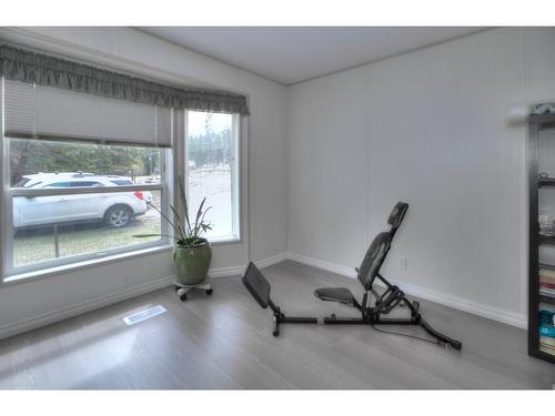 6708 Columbia Lake Road, Fairmont Hot Springs, BC - Indoor Photo Showing Gym Room
