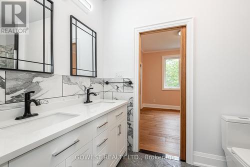 20 Tasker Street, St. Catharines, ON - Indoor Photo Showing Bathroom