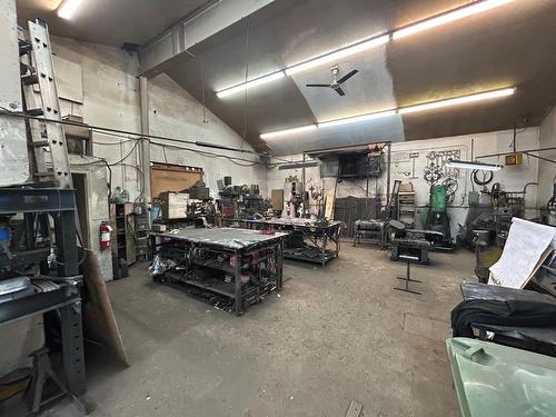 Workshop - 555  - 555D Rue Lavoisier, Repentigny (Repentigny), QC - Indoor Photo Showing Garage