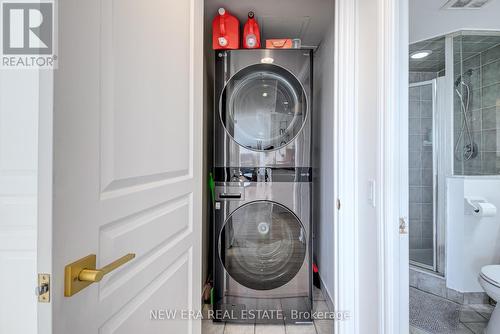 #1102 -5 Northtown Way, Toronto, ON - Indoor Photo Showing Laundry Room