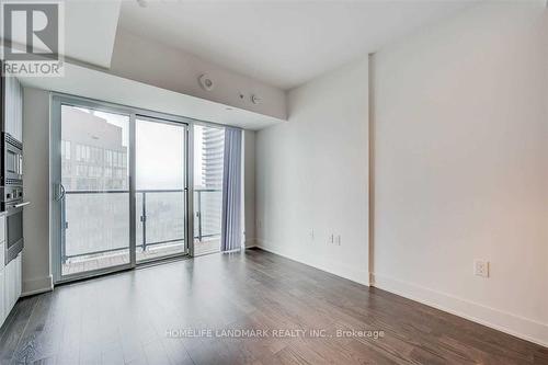 #2402 -955 Bay St, Toronto, ON - Indoor Photo Showing Other Room