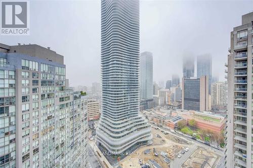 #2402 -955 Bay St, Toronto, ON - Outdoor With Facade