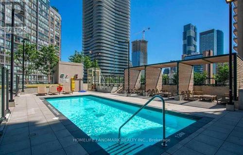 #2402 -955 Bay St, Toronto, ON - Outdoor With In Ground Pool