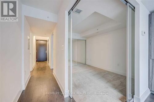 2402 - 955 Bay Street, Toronto, ON - Indoor Photo Showing Other Room