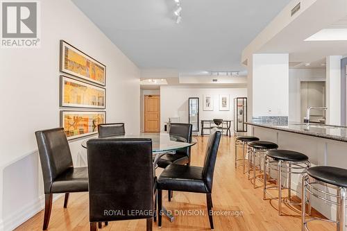 #603 -38 Avenue Rd W, Toronto, ON - Indoor Photo Showing Dining Room