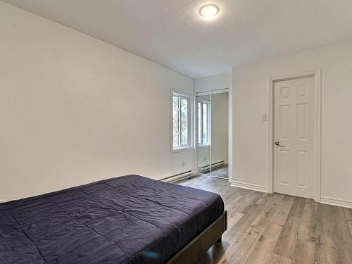 Chambre Ã  coucher principale - 4299 1Re Avenue, Laval (Laval-Ouest), QC - Indoor Photo Showing Bedroom