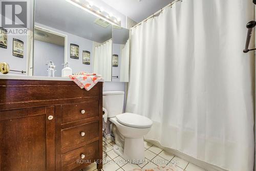 #1416 -430 Mclevin Ave, Toronto, ON - Indoor Photo Showing Bathroom