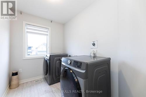 18 Myrtle Street, Pelham, ON - Indoor Photo Showing Laundry Room