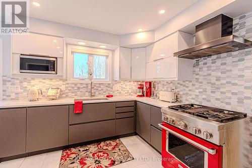 1498 Spartan Grove Street, Ottawa, ON - Indoor Photo Showing Kitchen