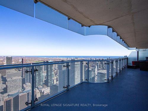 6101-1 Bloor St E, Toronto, ON - Outdoor With View With Exterior