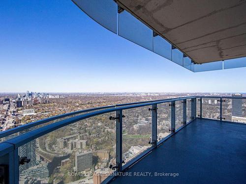 6101-1 Bloor St E, Toronto, ON - Outdoor With Balcony With View With Exterior