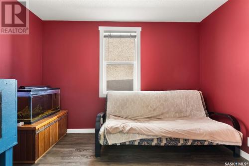 908 Elliott Street, Regina, SK - Indoor Photo Showing Bedroom