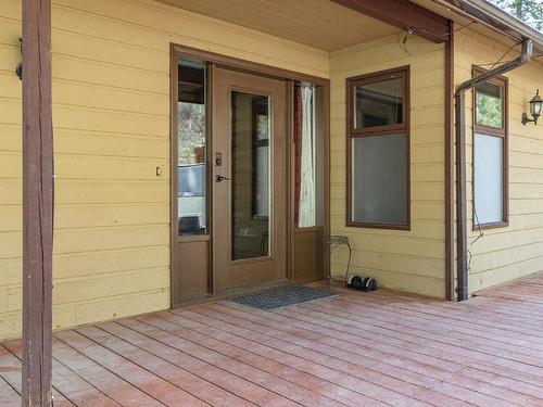 6750 Highway 33, Kelowna, BC - Outdoor With Deck Patio Veranda With Exterior