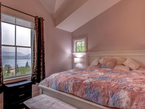 2020 Naramata Road, Penticton, BC - Indoor Photo Showing Bedroom