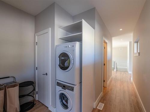 132 Skaha Hills Drive, Penticton, BC - Indoor Photo Showing Laundry Room