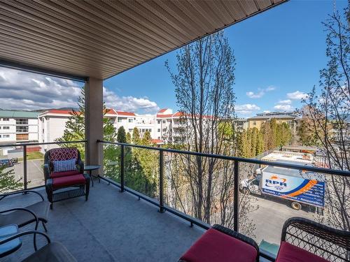 301-3591 Skaha Lake Road, Penticton, BC - Outdoor With Exterior