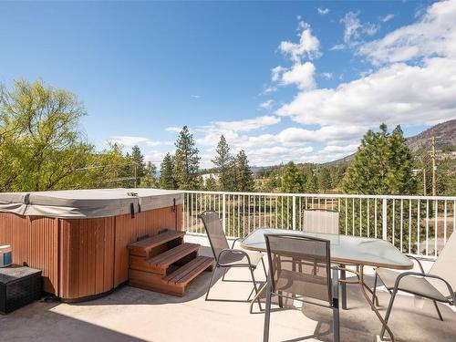 2116 Sunview Drive, West Kelowna, BC - Outdoor