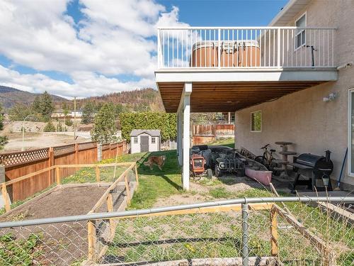 2116 Sunview Drive, West Kelowna, BC - Outdoor With Exterior