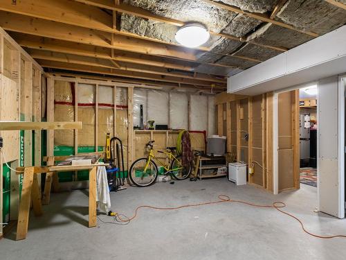 2304 Shannon Heights Place, West Kelowna, BC - Indoor Photo Showing Basement