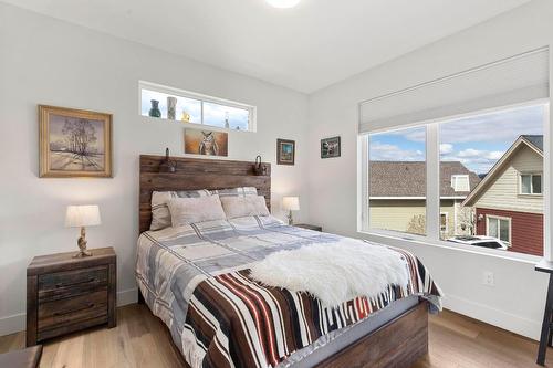 6749 La Palma Loop, Kelowna, BC - Indoor Photo Showing Bedroom